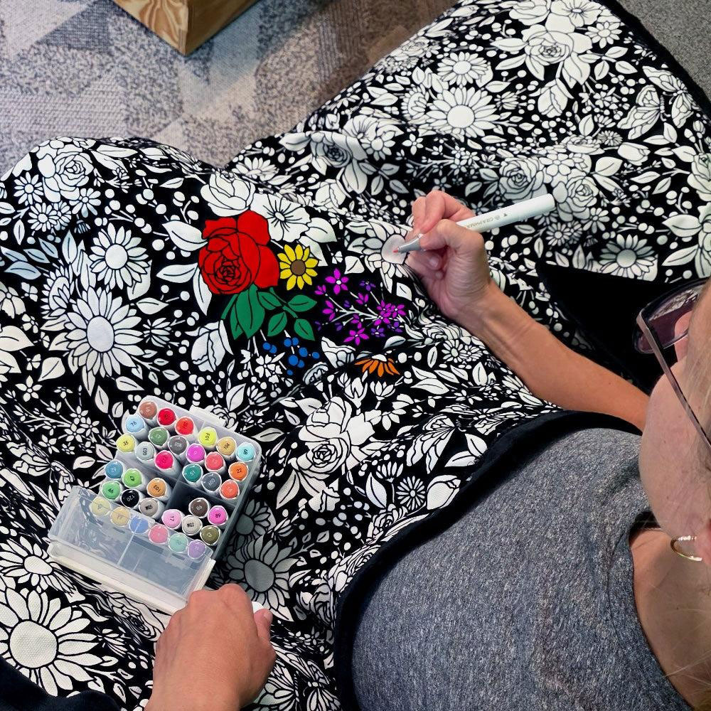 Ausmaldecke aus Stoff: Kreativ werden auf der Couch