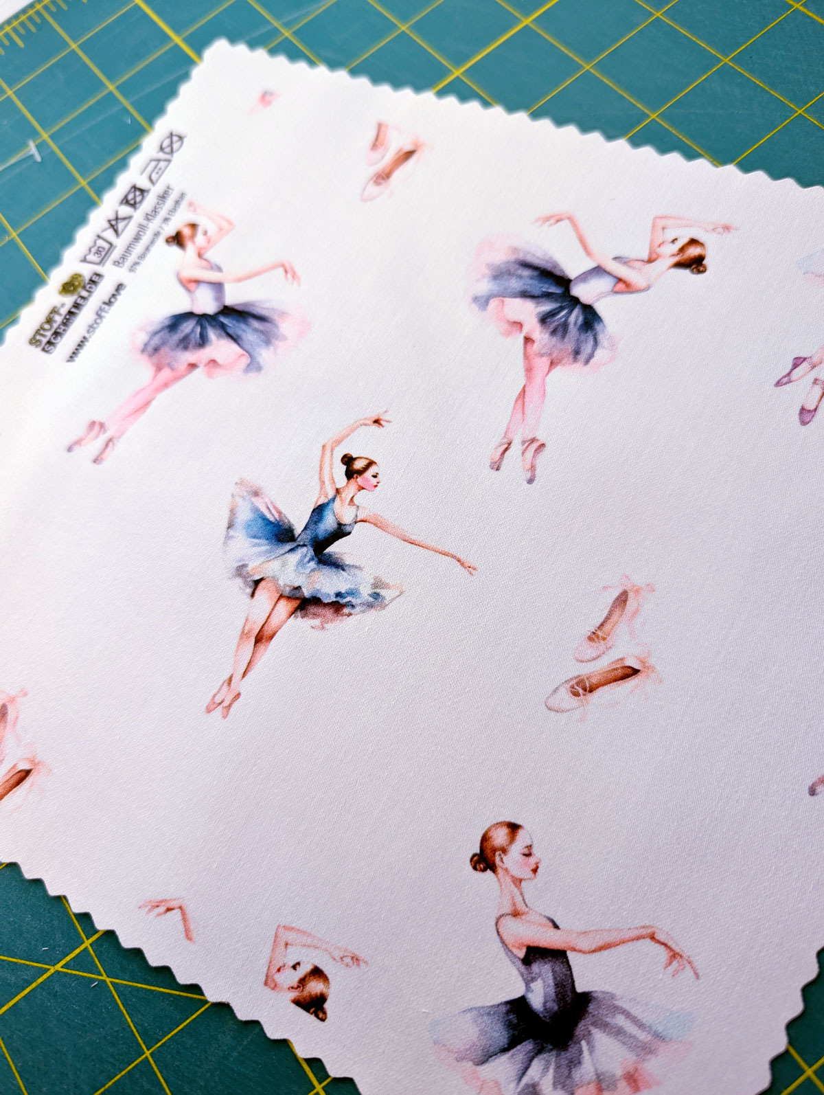 Die Ballerina-Kollektion ist inspiriert von der Grazie und dem Charme des klassischen Balletts.