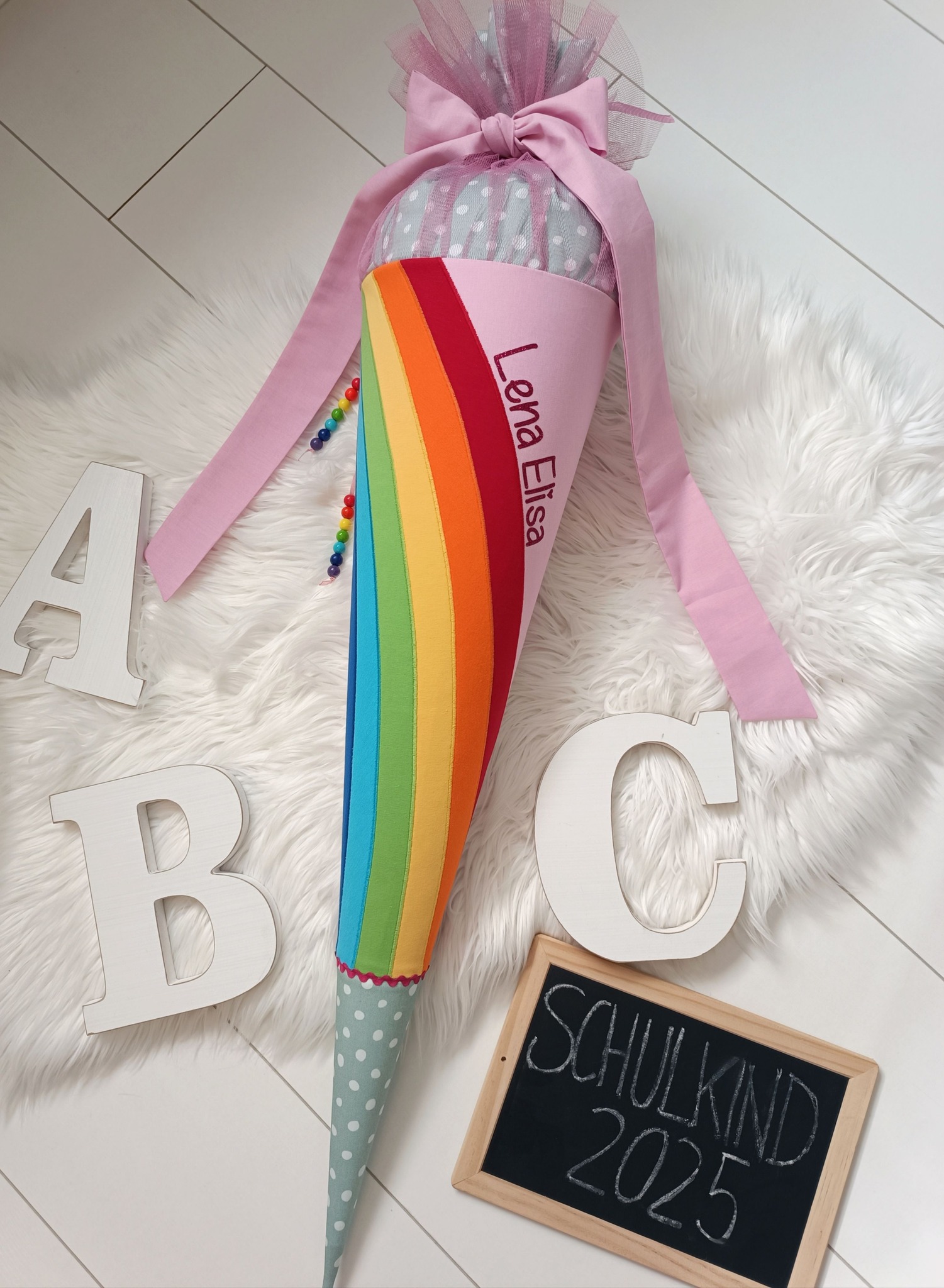 Ein Regenbogen für den großen Tag – Schultüte mit Forstzauber-Flair