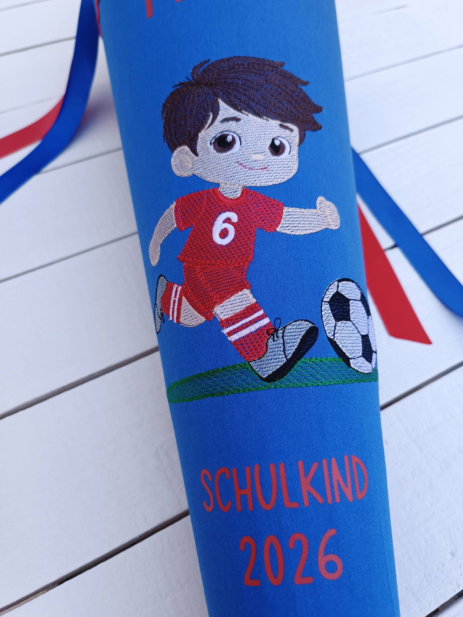 Fußball-Schultüte für einen kleinen Fußballfan – individuell genäht von Julchens Lieblingsstücke